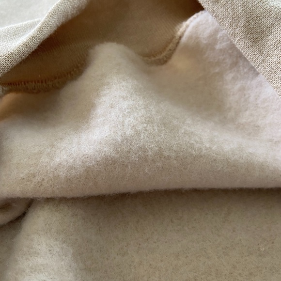 Leopard Pumpkin Sweatshirt - Picture 4 of 5